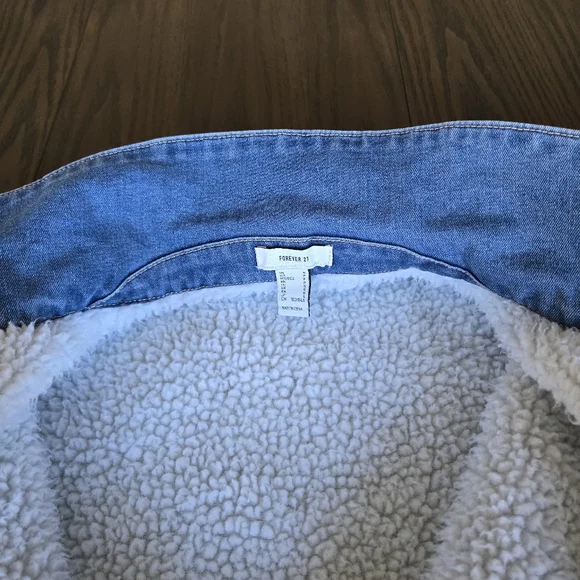 Forever 21 Women's Size S Oversized Ombre Premium Denim Sherpa Lined Jacket Warm - Picture 5 of 15